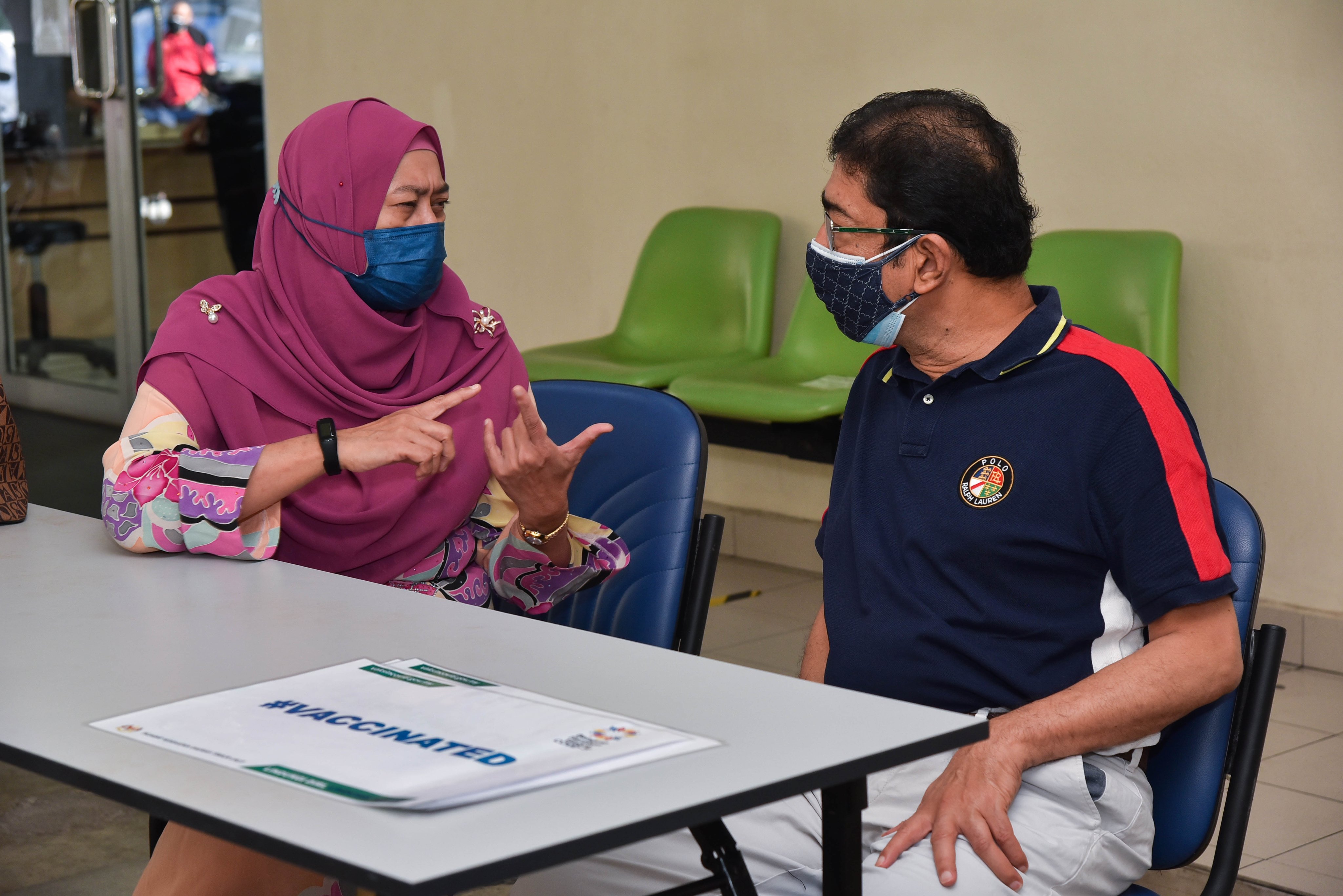 Klinik kesihatan jalan angsana