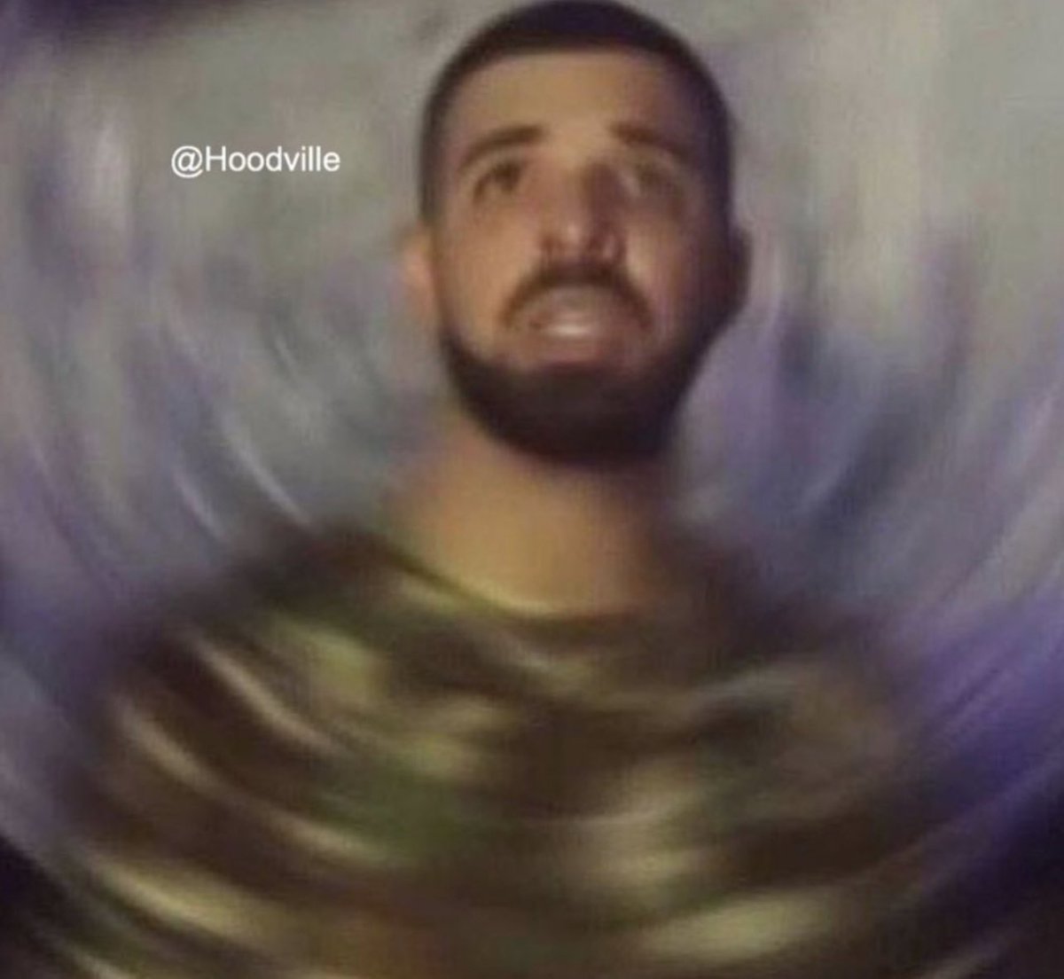 Hoodville_'s tweet image. When you linking with a new shorty and her brother come around the corner like “good looks sis, i been lookin for this mf”