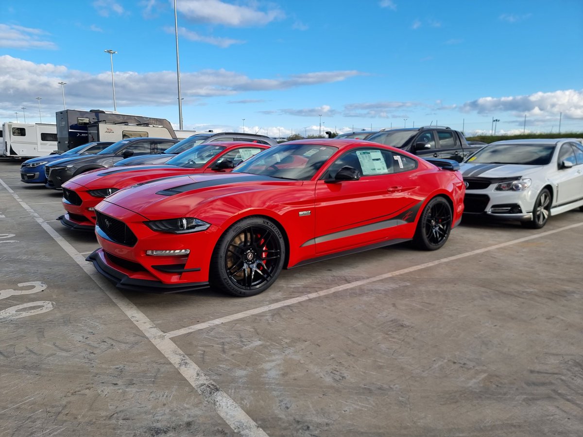 bstevens75au's tweet photo. @smclaughlin93 look what has hit the wharf here in #melbourne https://t.co/zkiOMUYrGP