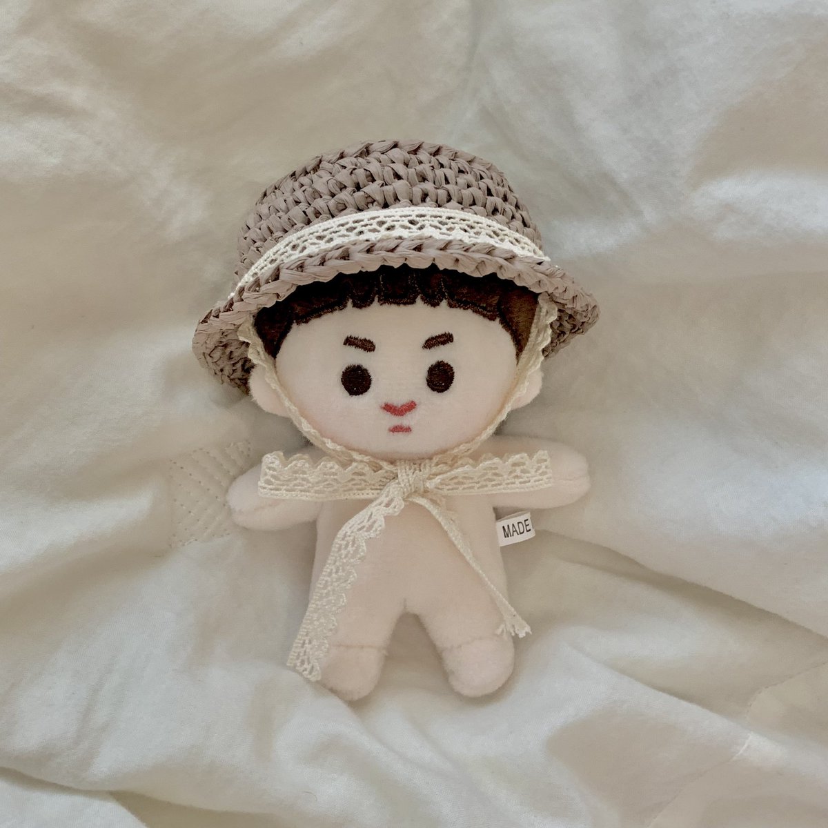 힝 귀여워 미춰버리게써🍄
어먀의 뜨개공장을 작동시키는 너란녀석,,
모자만 씌워두 귀욥자나(오열 ㅠㅠ
콘서트 갈 준비하자 쪼꼬야🤎
#초코셍이 #밀키우니
@milkywoony