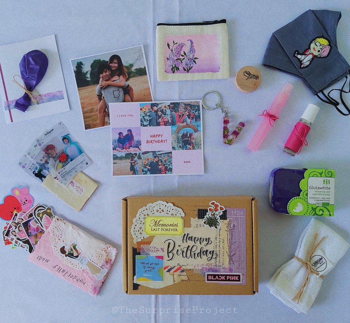 fiidess's tweet photo. I'm so kilig na maging part ng isang birthday surprise ang aming Majika Box. 🧚♀️
Maraming salamat! 💙
#majikabox #handcrafted #personalizedgift #customizedgift #fvpph #handmadewithlove #BTS #BlackPink #resinart #handpaintedcanvas #calligraphyph #surprise #project https://t.co/cuxNVroPVf