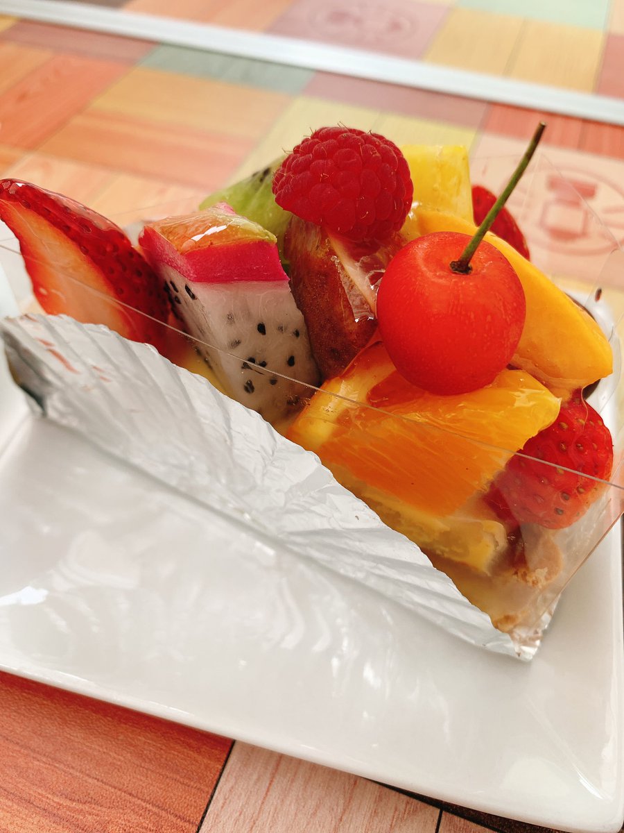 Magyrider 今日のおやつはこれ 丸ごと桃タルト ケーキ 名古屋スイーツ 名古屋ケーキ Magyrider 今日のおやつはこれ 丸ごと桃タルト ケーキ 名古屋スイーツ 名古屋ケーキ