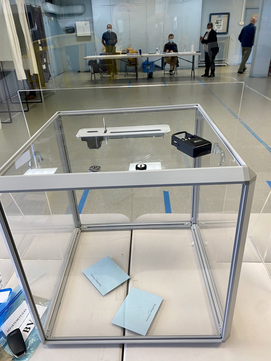 Bureaux de vote ouverts 🗳😊 pour l’élection départementale et régionale. Ne laissez pas d’autres décider à votre place 😉 
#Thiais #ChevillyLarue #Rungis #ValDeMarne