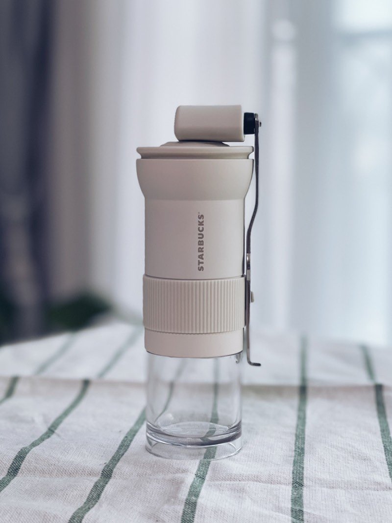 DeliveryFKorea's tweet photo. Summer forest kompresso♥️2,700b

White siren grinder ♥️2,900b

💙#starbuckskorea 🇰🇷

📱 line : annywawony 

#พรีออเดอร์เกาหลี #พรีเกาหลี #พรีออร์เดอร์เกาหลี #แก้วสตาร์บัค #แก้วสตาร์บัคเกาหลี #starbucks #แก้วสตาร์บัคส์ #ชี้เป้าโปรถูก #สตาร์บัคเกาหลี #สตาร์บัคส์ #สตาร์บัค https://t.co/kyj8nxj0lH