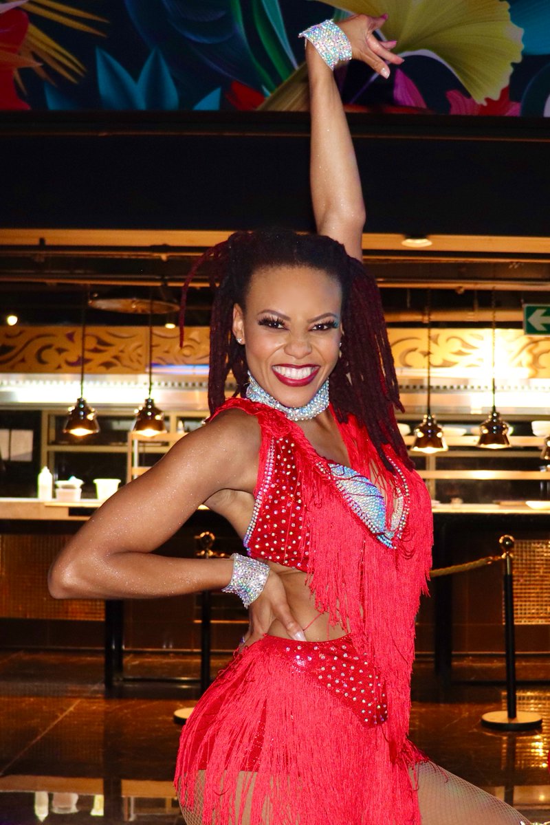 LaurasWorldza's tweet photo. Just like that, our evening at Eclipse is over.
What an incredible experience it has been!
Shout out to Andy Swan (Elegant Swan) who put this incredible show together for us to enjoy!
You had us on the edge of our seats.
#LaurasWorld
#EclipseRestaurant
#ElegantSwan
#HotelSky https://t.co/5L0KzDvnpF