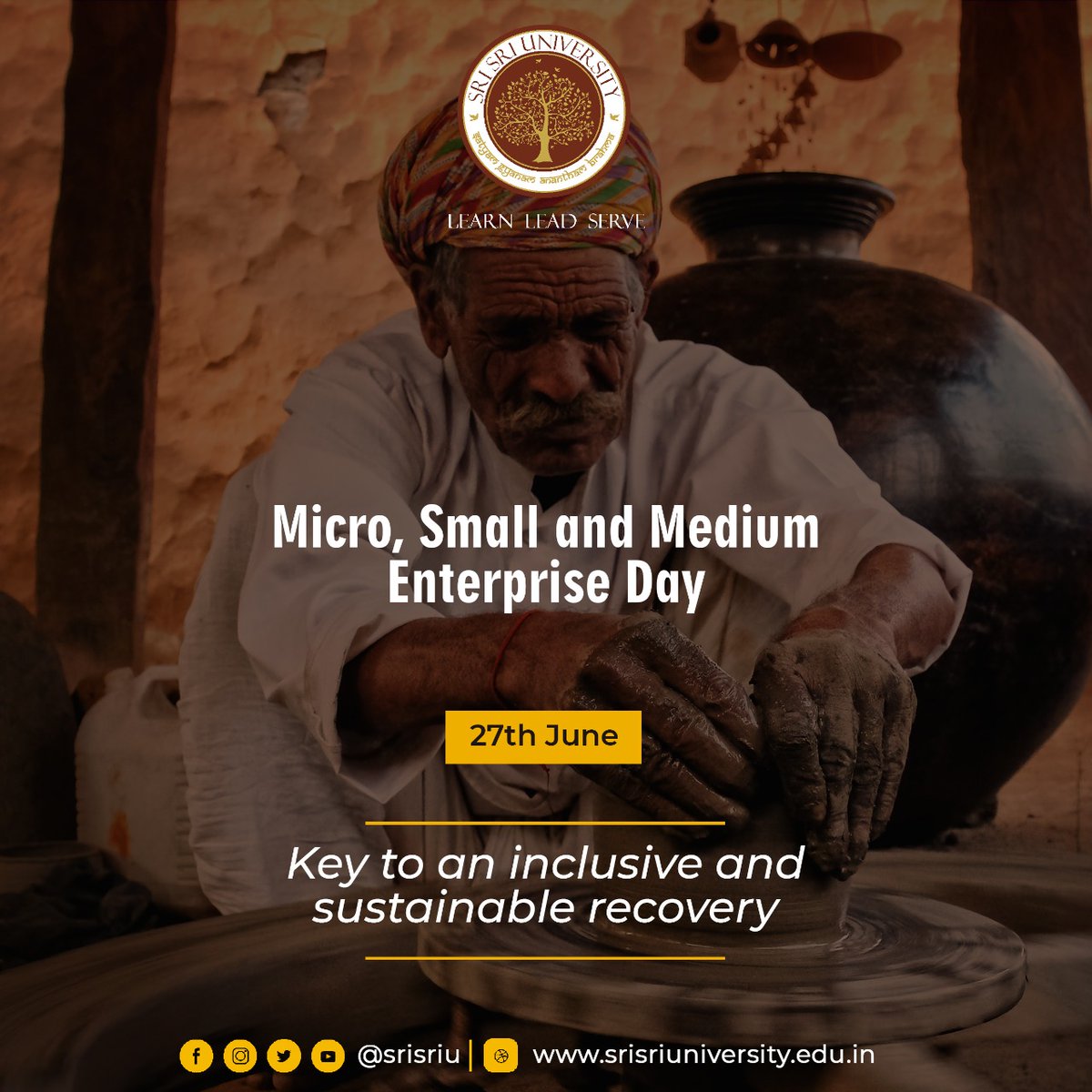 Sri Sri University tweet media