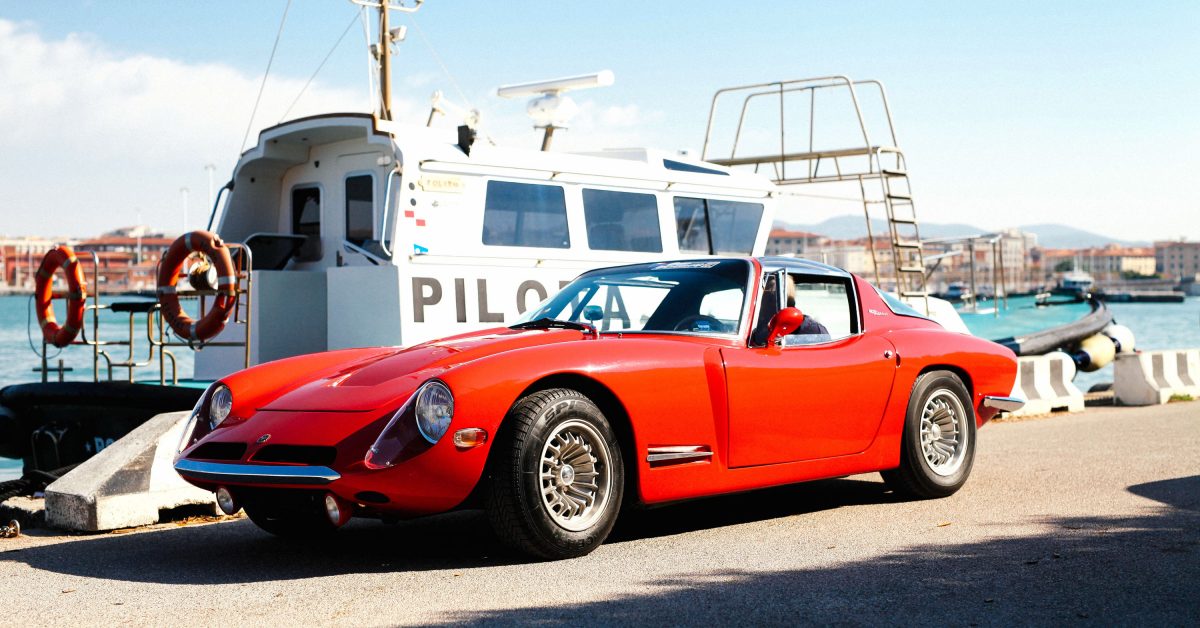 車の小噺 Gv ビッザリーニ Gtヨーロッパ1900 1966 68 イタリア アルファ フェラーリ Atsと多くのレーシングカーを手掛けたジオット ビッザリーニが独自に作り上げたスポーツカー セミモノコックシャシーにfrpボディの組み合わせは当時の最先端 車の小噺 Gv ビッザリーニ Gtヨーロッパ1900 1966 68 イタリア アルファ フェラーリ Atsと多くのレーシングカーを手掛けたジオット ビッザリーニが独自に作り上げたスポーツカー セミモノコックシャシーにfrpボディの組み合わせは当時の最先端