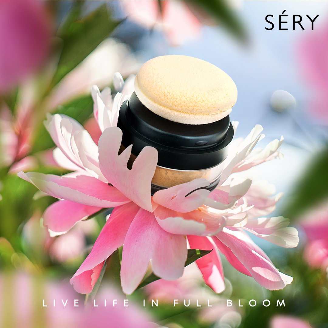 serycosmetics's tweet image. Blossom up with a touch of our #FinishingPowder. It's weightless, oil-control, long-lasting and perfect for all skin types. ​
​
Paraben-free | Cruelty-free​
​
Shop now: bit.ly/2S2p0LV

#SeryCosmetics #Makeup #Makeuptutorial #Makeupartists #Makeuptransformation