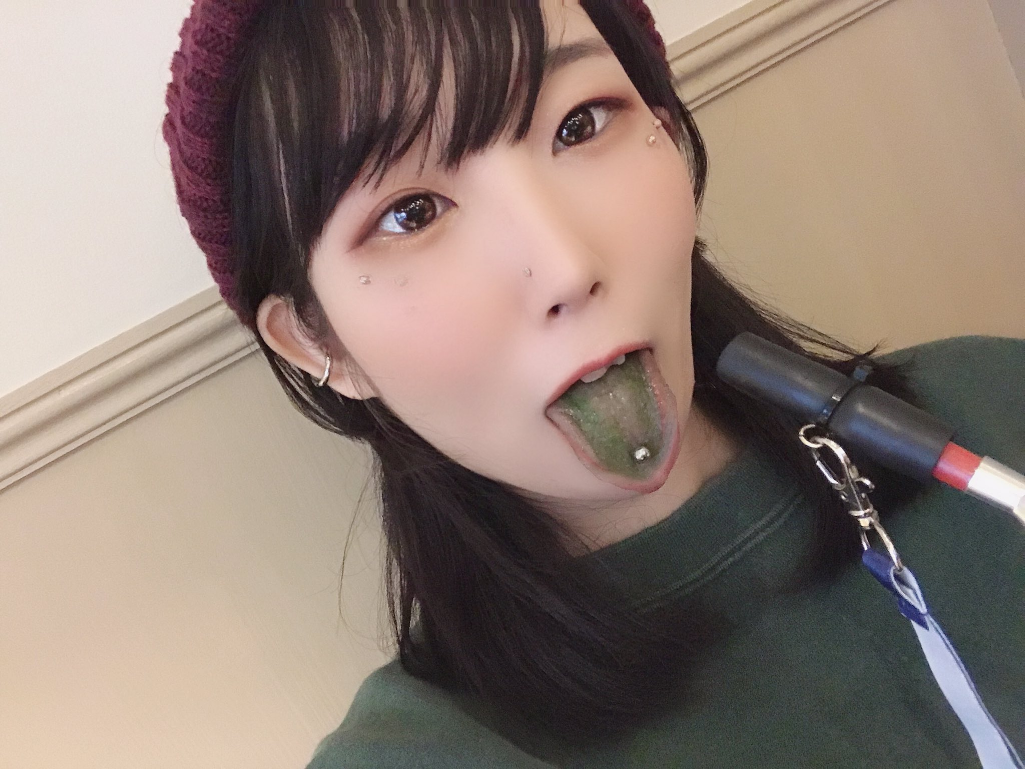 眼球舐め舐め あ 働くのはいいが 似合わなくても男ウケなまら悪くても好きだから ピアス10個外すの悲しいな 春夏秋冬で系統変わりすぎワロタ ピアス好きさんと繋がりたい ピアス女子 ピアス好き とかやりたい人生だった T Co