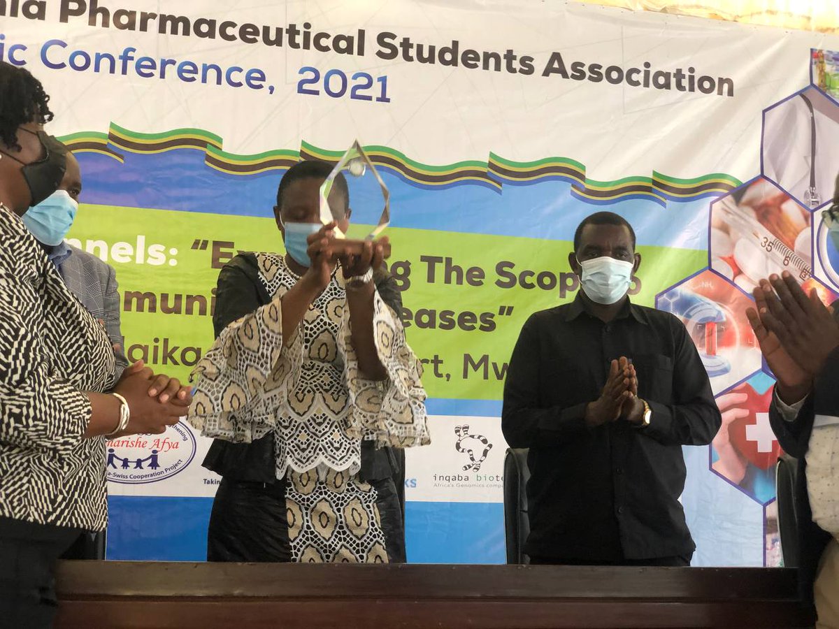asc_gm's tweet photo. Special gift to Hon. Min. Dr. Dorothy Gwajima from @tapsatanzania as she brings hope to youths by championing youth forces to upcoming changes. https://t.co/h1sAeEm4q4