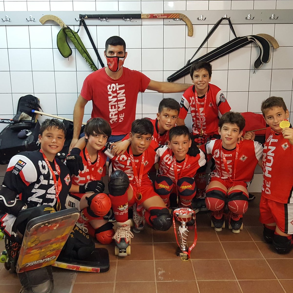 L'aleví B, campió de la Copa Federació!!

Enhorabona campions!!

#hoqueipatins #hoqueibase