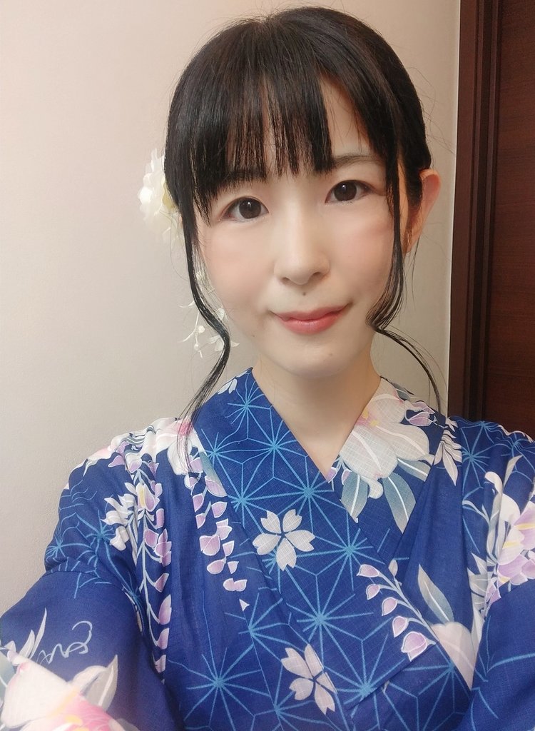 皆様に支えられて、わたわたしながらも無事にらくだ茶会を終えることが出来ました🐫✨

何か新しい発見があれば幸いです🍃アイスティースタンドも、本当にたくさんの方にご利用＆ご来場いただけてとても嬉しかったです😊

本日はありがとうございました！！！(イベント前の引きつった顔)
#らくだ茶会🐫