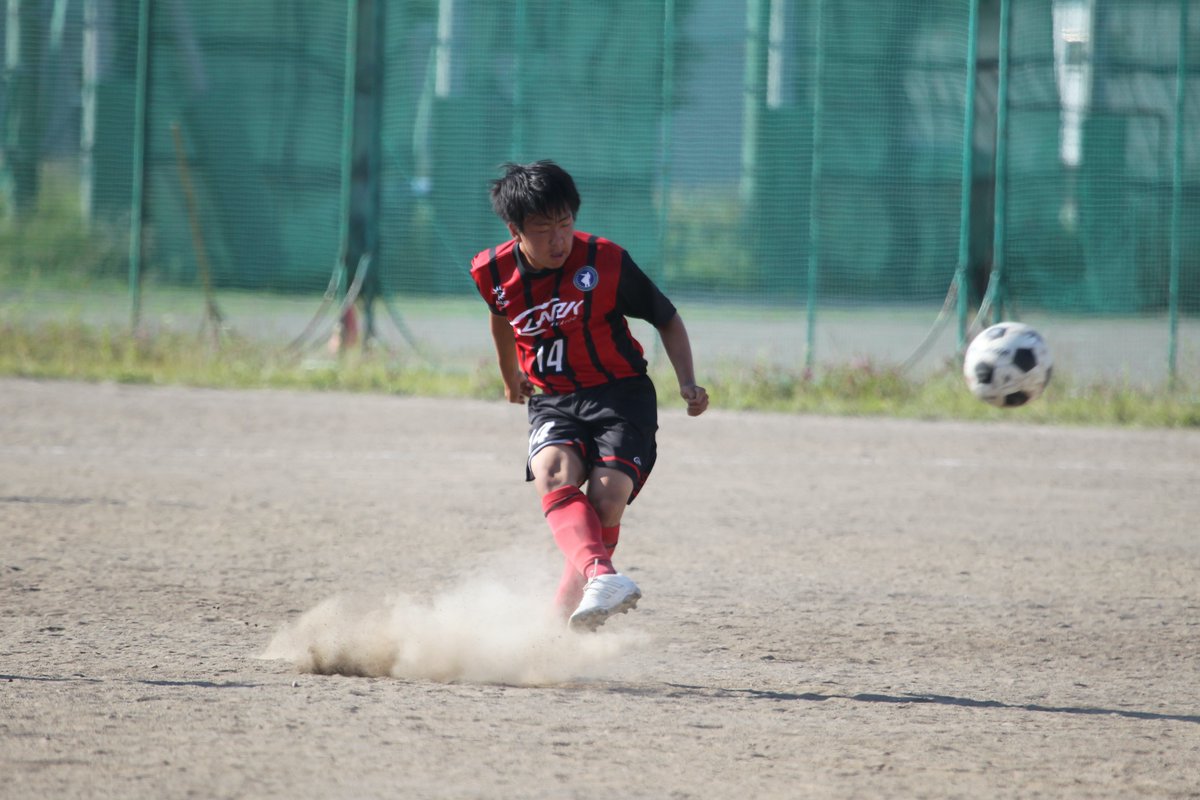 クラーク札幌大通 男子サッカー クラックス 髙道だ 木村だ 大釜だ 3学年そろい踏みの3発で ブロックリーグ初勝利 クラックスが3 0で石狩翔陽高校を下し 初の勝ち点3をゲット 試合内容詳細は T Co Pyl7bwmf3n まで クラーク クラーク札幌大通 男子サッカー クラックス 髙道だ 木村だ 大釜だ 3学年そろい踏みの3発で ブロックリーグ初勝利 クラックスが3 0で石狩翔陽高校を下し 初の勝ち点3をゲット 試合内容詳細は T Co Pyl7bwmf3n まで クラーク