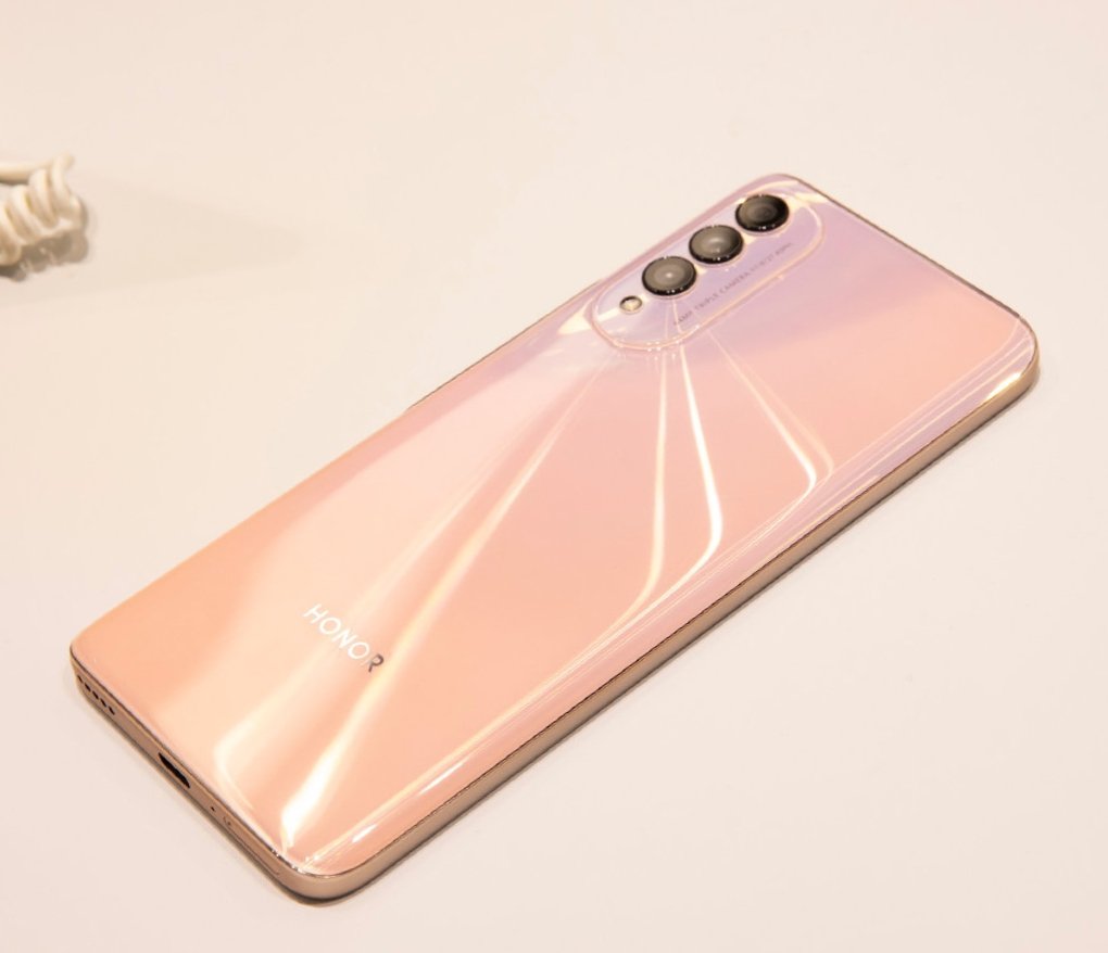 MobNfo's tweet photo. Honor X20 SE live images leaked

Via: https://t.co/8ZaZjv6vcg @chat_station

#HonorX20 #HonorX20SE #Honor #Glory #Honor50Series #MagicUI #MagicUI4 #MagicUI4dot2 #China https://t.co/PJK36Io5s4