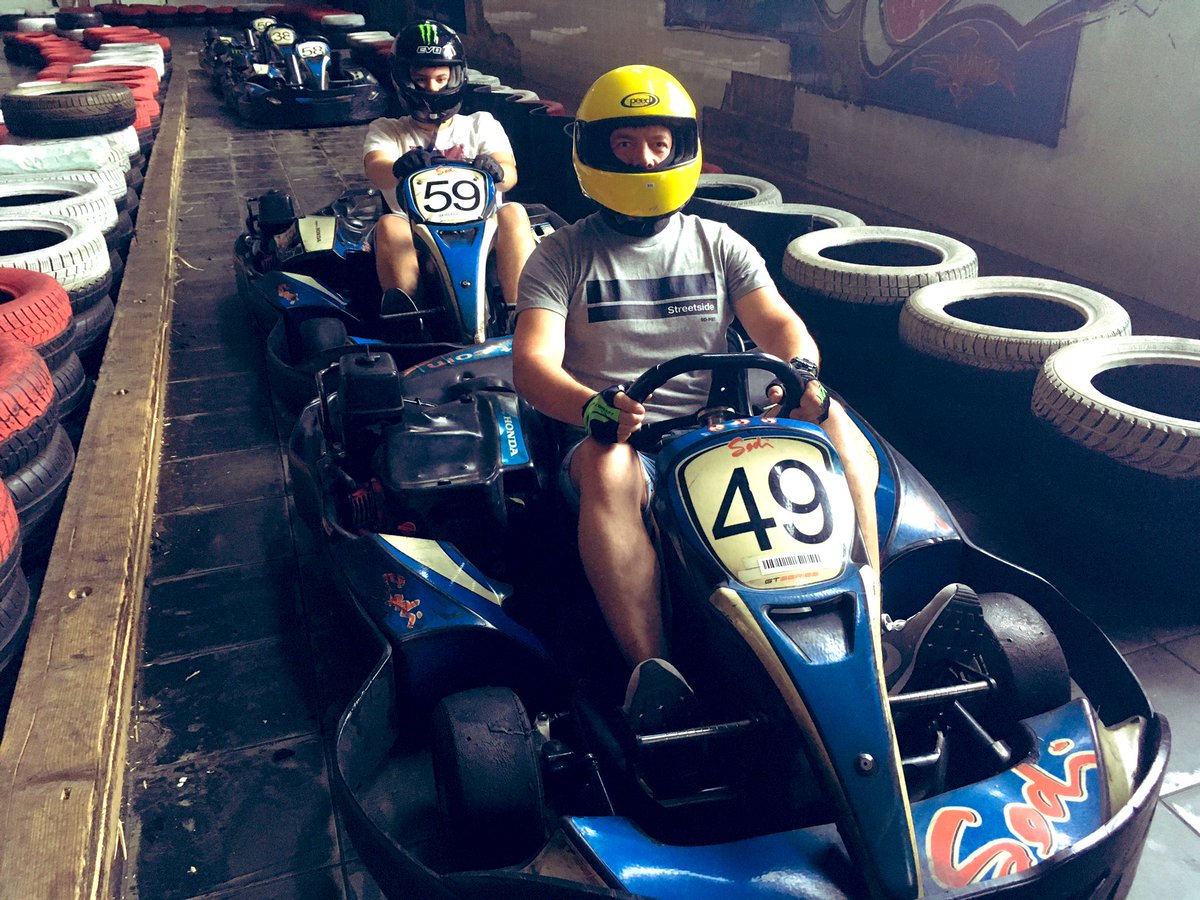 Caponeistvan's tweet photo. 🏎💨🏎💨 https://t.co/4Y6VK9F4T1