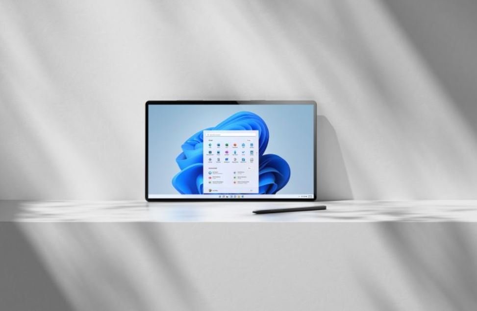 mspoweruser's tweet photo. Microsoft: Windows 10 devices will get Windows 11 free upgrade only in 2022 - https://t.co/NFMtruRcNA https://t.co/HaCvWTSM83