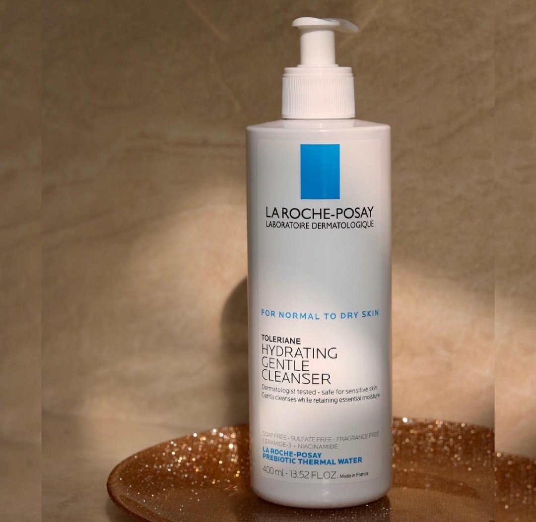 Miwabeautystore's tweet photo. #TRIFTING
LA ROCHE POSAY TOLERIANE HYDRATING CLEANSER 400ML
OPENED LAST WEEK AND BARELY USED 4 TIMES
GOING FOR #7500
LOCATION: IBADAN (CAN DELIVER ANYWHERE)
A Steal!! https://t.co/Qvl3xuzzGM