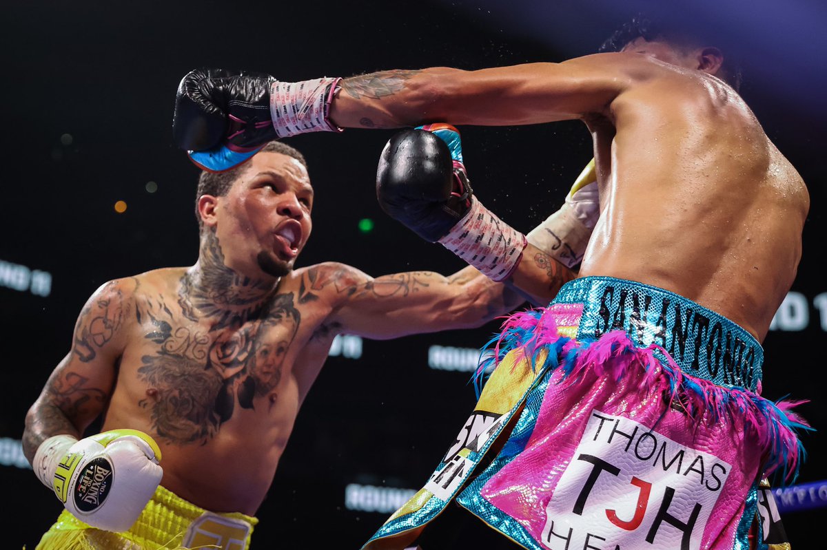 #TheOne flipping this sport on its head 🤯

@Gervontaa became a 3-division world champ in epic fashion. #DavisBarrios