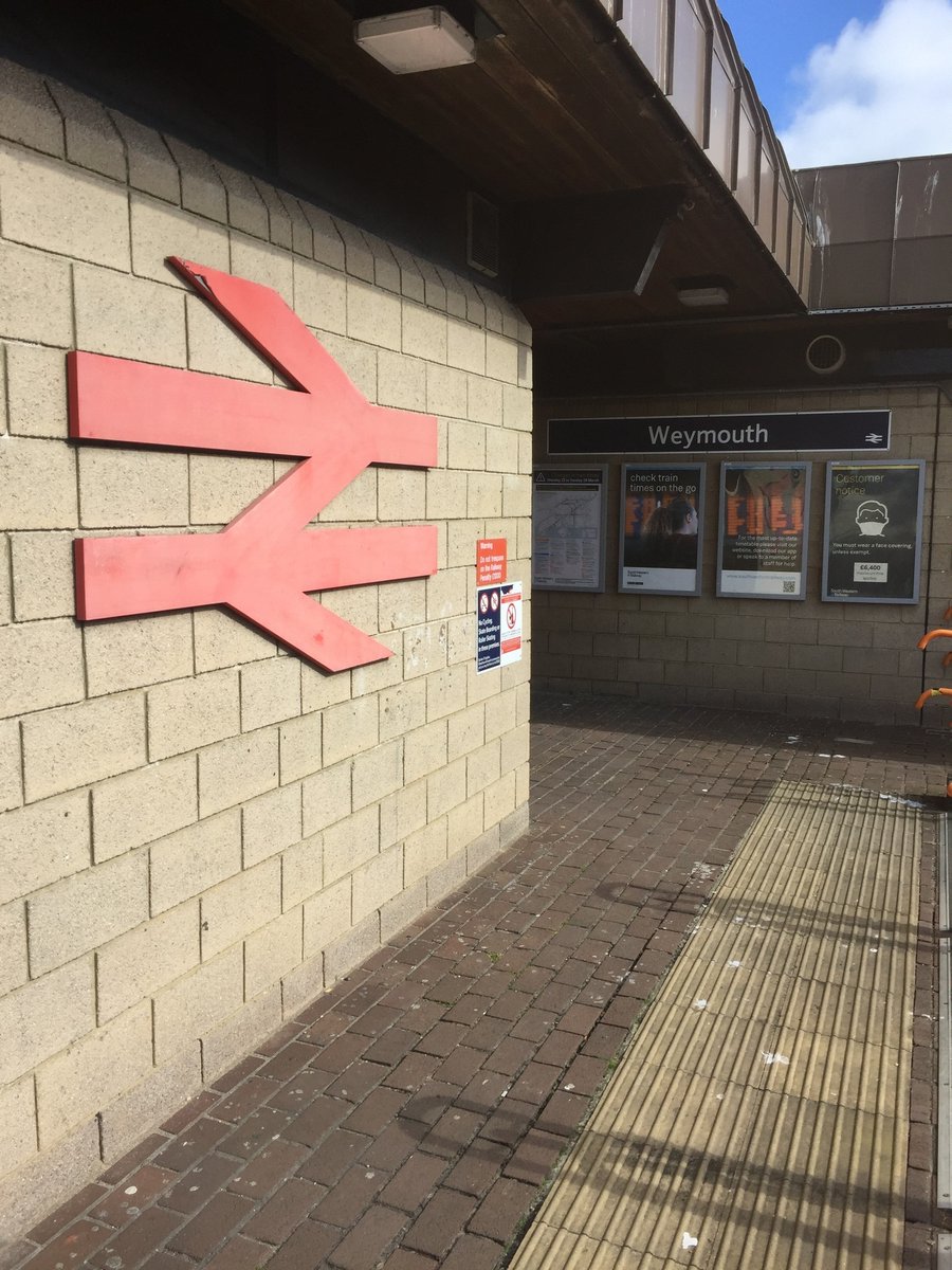 PatrolOfficers's tweet image. CSAS continue to support partner agencies with community outreach projects.  ASB hotspots continue to be patrolled with our police and BTP partners. Any ASB issues you wish to report use our email address: patrol@dorsetcouncil.gov.uk. Address is not monitored 24/7. #weypatrols