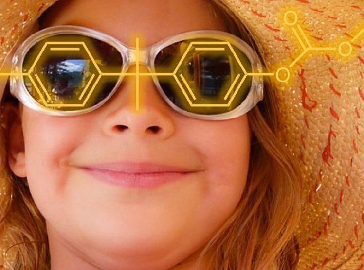 eedcAndy's tweet photo. Keep in the dark on #NationalSunglassesDay Lenses are often made of colourised plastics like polycarbonates: they are up to 10 times more impact-resistant than glass lenses, although they are susceptible to scratching so can be coated #hidefromthelight #caughtthesun #RealTimeChem https://t.co/NrPVuL25Dg