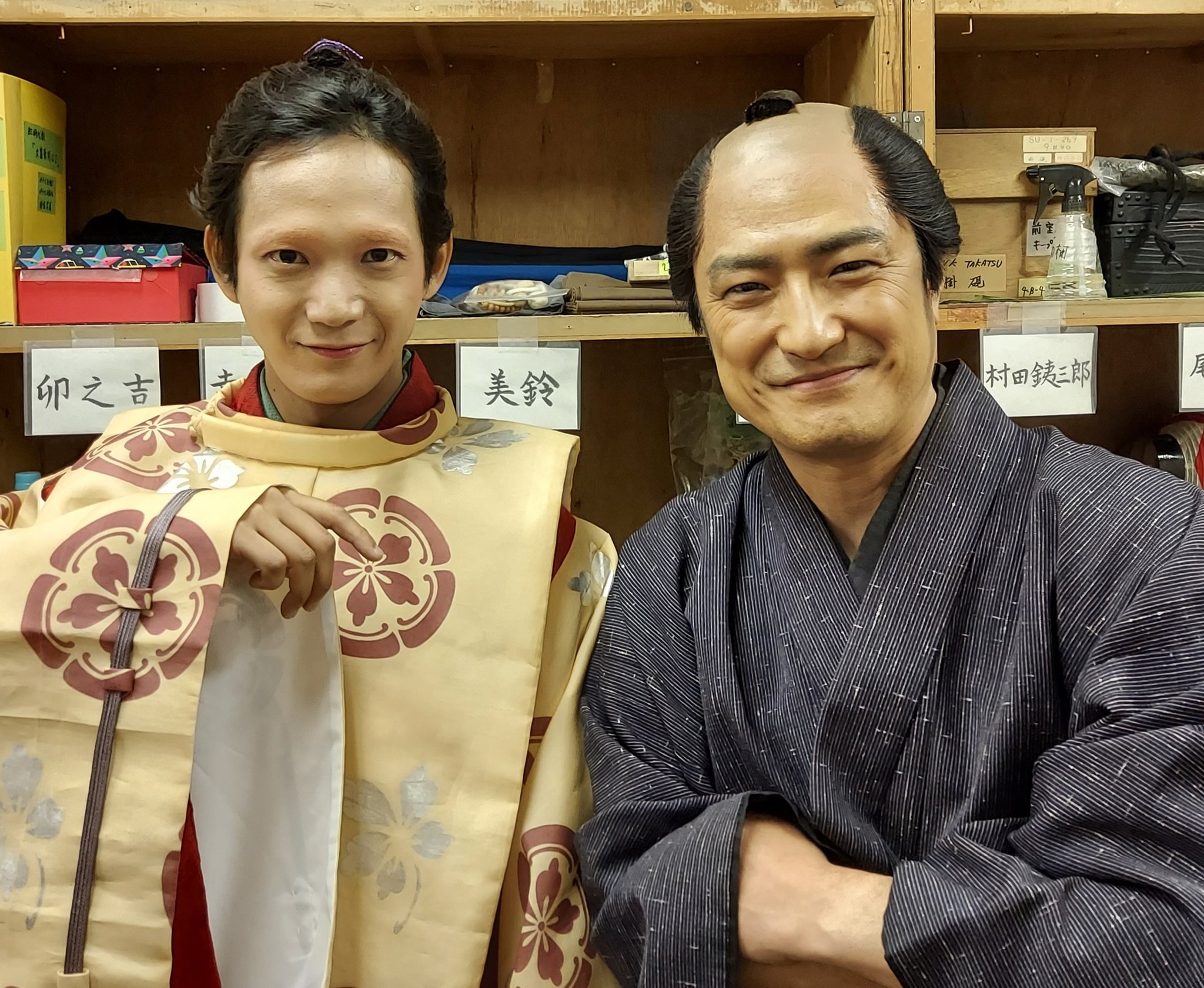 西ノ園達大 タツヒロ 大富豪同心2 今夜第5話 再放送です 金曜日の放送をお見逃しの方は是非 私演じます 弥市 が今回雇った殺し屋は ん お公家さん 辻本祐樹 さん演じる おじゃるおじゃる 言う男 とんでもない剣さばきでございまして