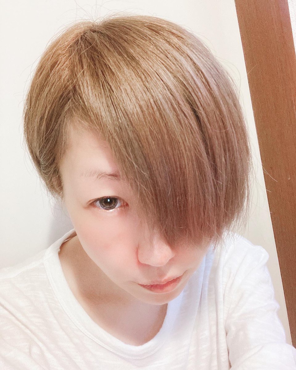 Pandakeiko Pa Twitter 自分で髪切ったった セルフにしては良い感じにトリミング出来てる ショートヘア Shorthair ショートカット ショート女子 T Co Hfyorth4la