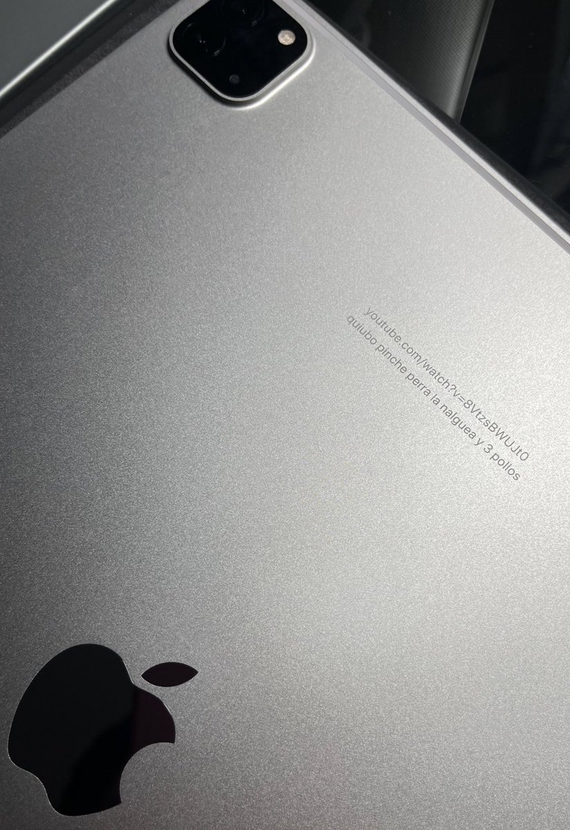 adrianlmaoooo's tweet photo. i engraved a yt link on my ipad Lol https://t.co/I3AjpKsoVO