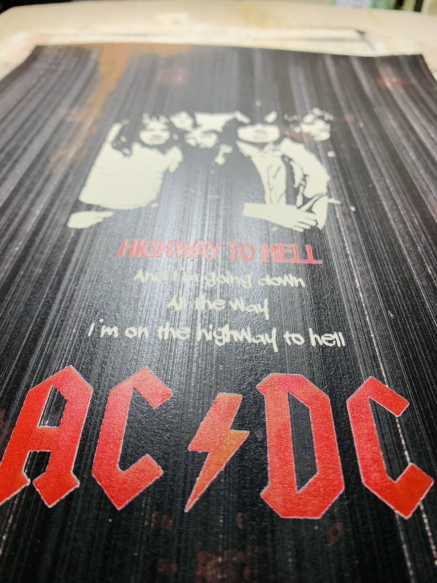 sabow438's tweet photo. AC/DC
HIGHWAY TO HELL

I drew it on silkscreen.

#acdc
#highwaytohell
#silkscreenart
#ourrockrecords
#sabow
#drawing
#70srock
#rockillustration
#地獄のハイウェイ
#シルクスクリーン
#シルクスクリーン好きと繋がりたい https://t.co/yx4WBkb9E5