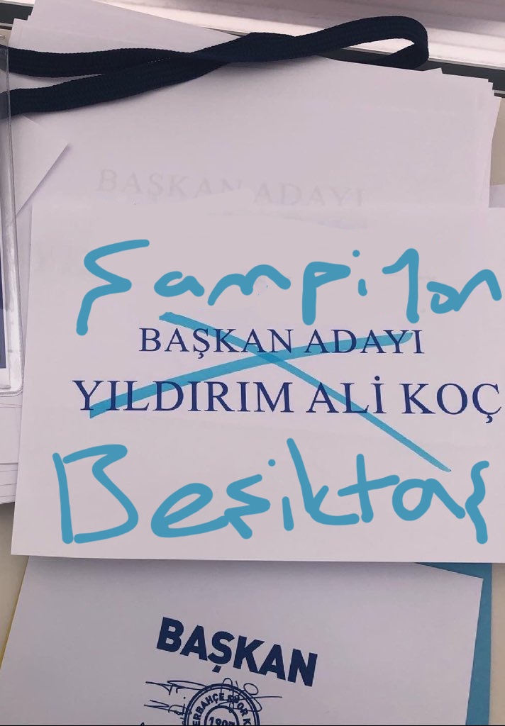 eagleselmann's tweet photo. Olmadığımız masa yok 😂😂😂 
PUHAHHAHAHAHAHAH https://t.co/GBgJYAolcP