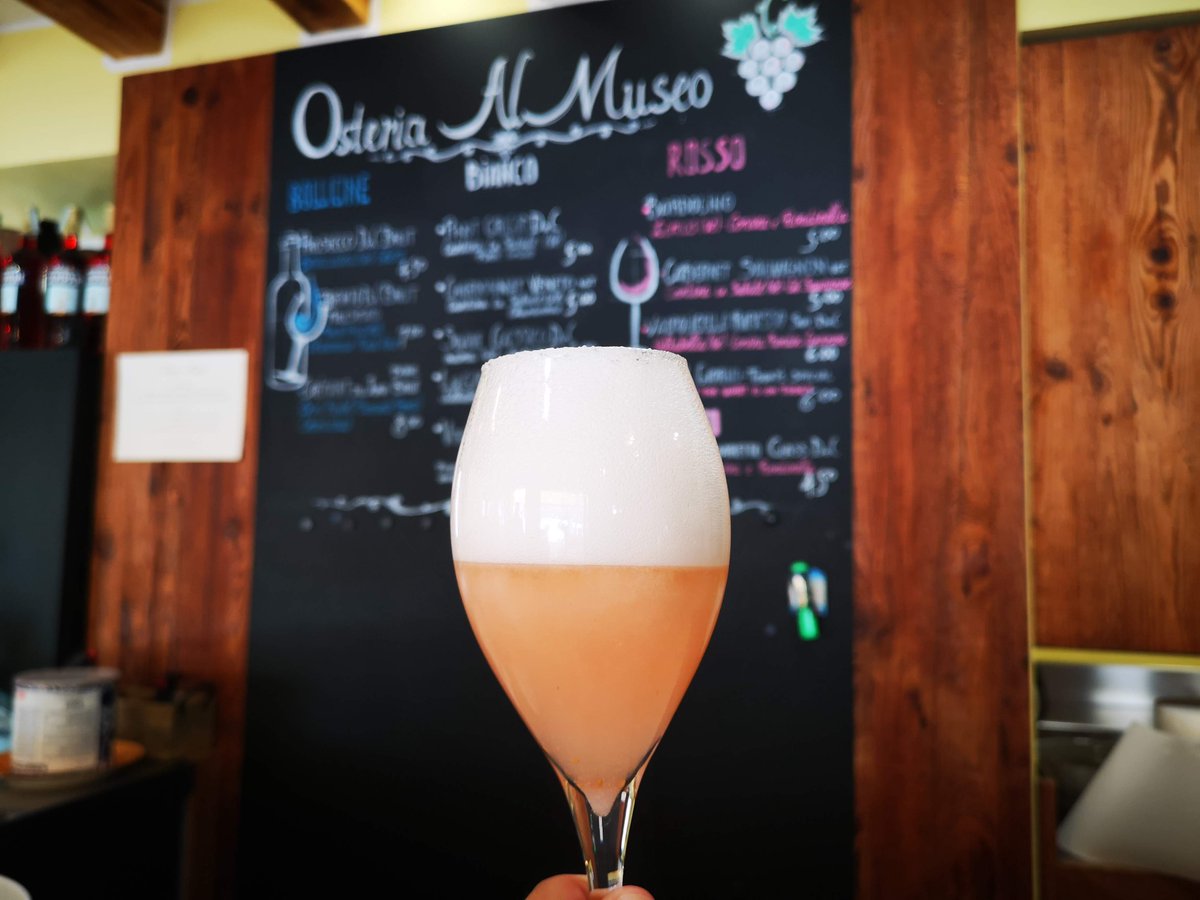 al_museo_Burano's tweet photo. Sunday morning in #Burano and it is already #Bellinitime!
#osteriaalmuseoburano #bellini #aperitiftime #eatinburano #buranorestaurant #cocktail #freshbellini #osteria #restaurant #venice https://t.co/xvlFHKUQqg