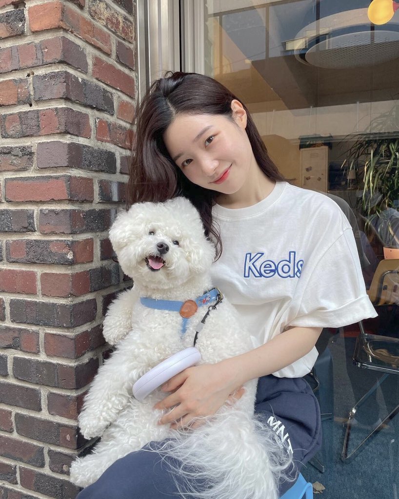 ㅤ
ㅤ 
            RESTARTING.⠀⠀
            not a new acc nor new to rp.
            like or retweet for a follow 💐 

ㅤ