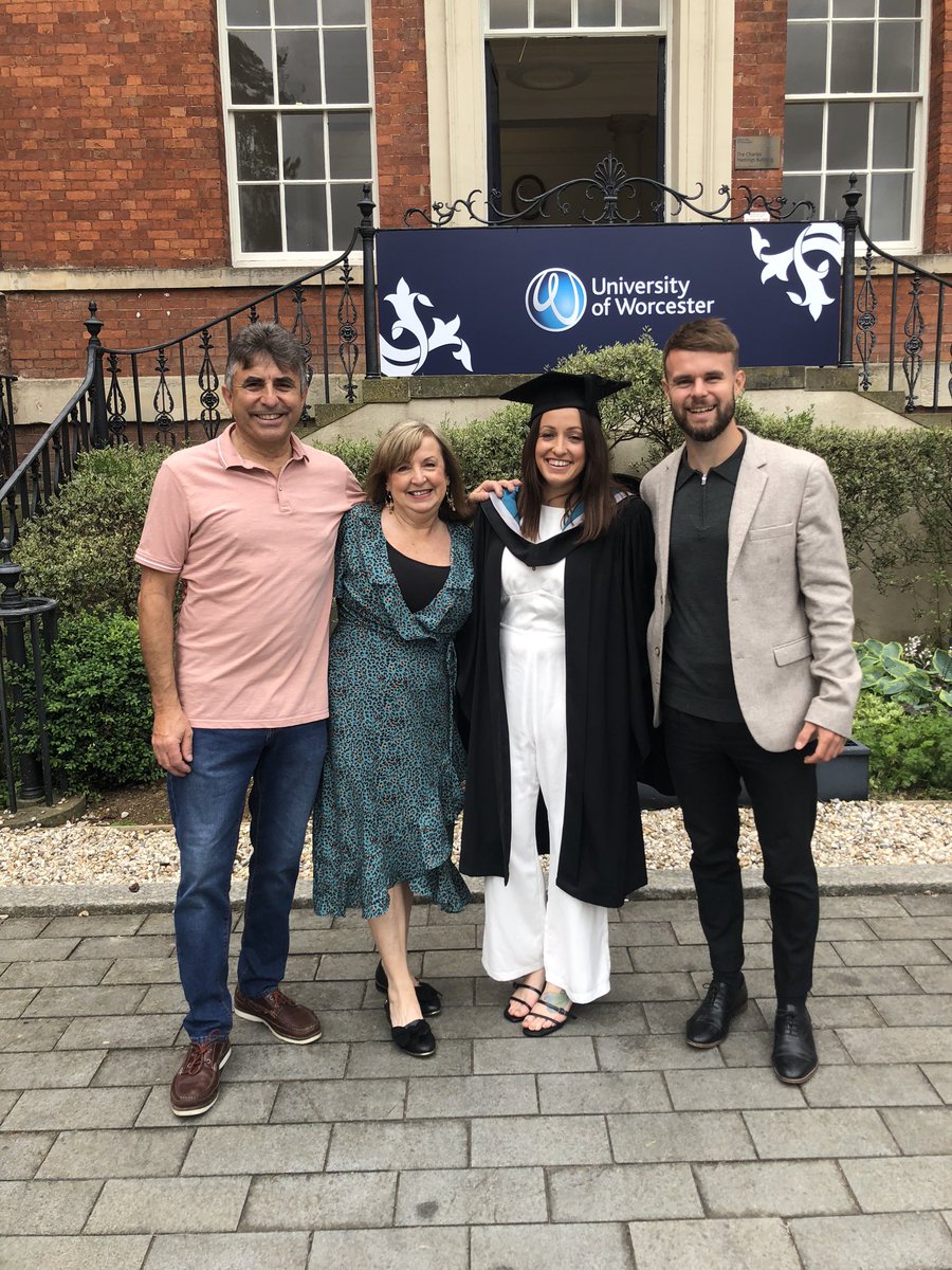 Marking almost 1 year since I started my first Physiotherapy job I graduated yesterday from <a href="/uworcphysio/">UoWPhysio</a> 👩‍🎓🥂 What an amazing day! Can’t thank the uni enough for giving me a chance &amp; getting me to this point 😊❤️ a great day with the best bunch of people!