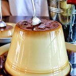 完全予約制のドでかプリンが食べられる、奈良県葛城市の「酪農カフェ 酪」!