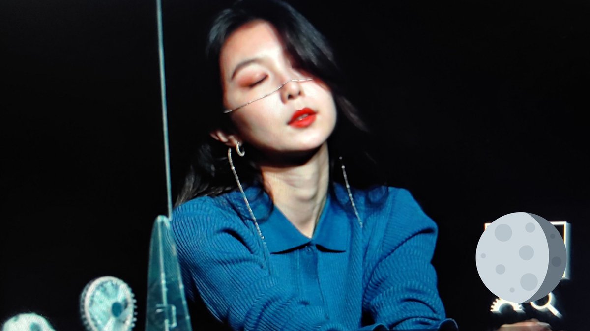 daydream_0307's tweet photo. 210627 일지아트홀 팬사인회 프리뷰

... 잘 있어라 세상아

@hf_dreamcatcher 
#드림캐쳐 #다미 https://t.co/mqEkJvd7tJ