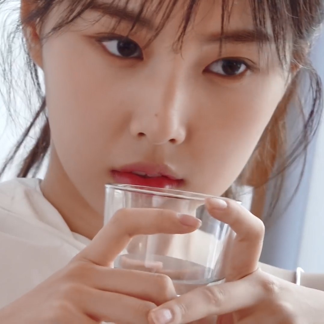 kang hyewon pics (@picshyewon) on Twitter photo 