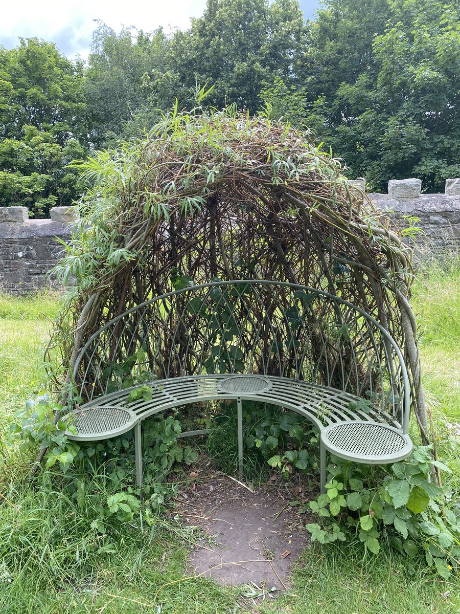 Mon_Heritage's tweet photo. Come and take a look at our newly tamed dragon in our living willow space at Abergavenny Castle. Thanks @lovingthewillow  The grounds are open every day 11-4. https://t.co/TCeouIrzLk