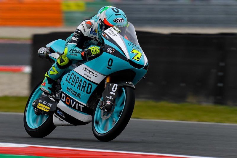 Dennis Foggia takes the win in Moto3 at Assen using his Leopard advantage to dominate in Moto3! Sergio Garcia takes second place closing down the title lead with Moto3’s resident boxer Romano Fenati in third place #MotoGP https://t.co/pzItrmtpgd