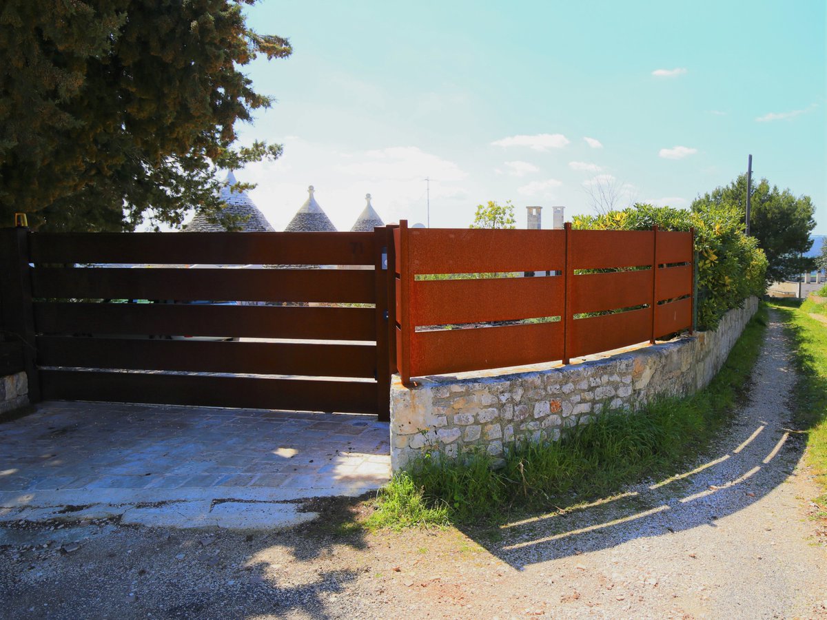 trackdesign_'s tweet photo. Il design conferisce identità ad un progetto e la racconta.

#design #outdoor #metal #corten #steel #ingegneria #puglia #italy #architecture #art #interiordesign #italia #engineering #stairs #modernarchitecture #sea #work #style #homedecor #style #madeinitaly #valled'itria https://t.co/shxeldOmAM