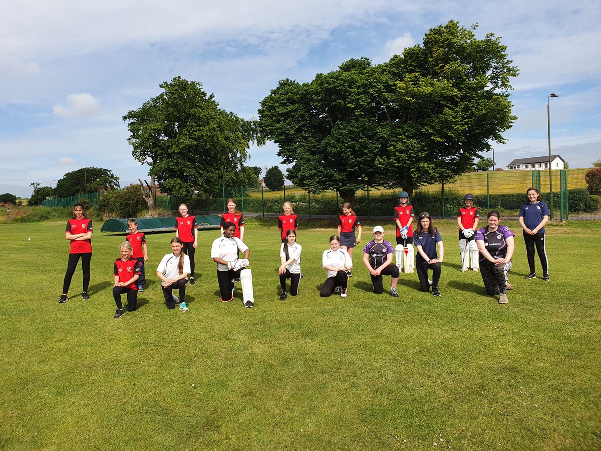 StewMelCC's tweet photo. Girls Development Hardball match this morning at Westquarter v @WestquarterCC / @CallanderCC https://t.co/yIHeavAefx