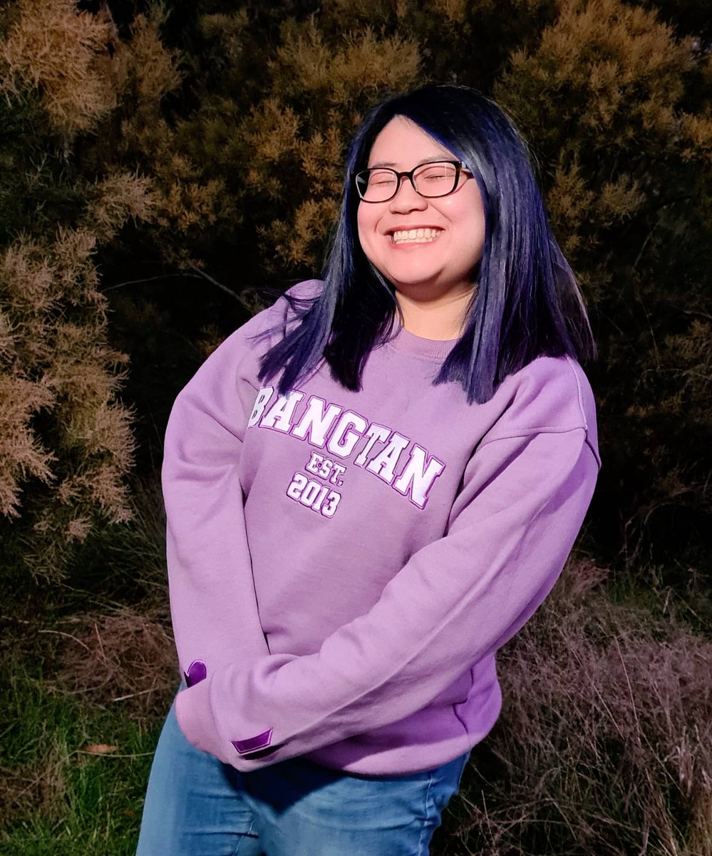 stargirlstyle's tweet photo. Last day to pre-order your own Bangtan Jumper and stay warm this winter 💜

https://t.co/ZR1L3nhaP5 https://t.co/PeZ95CNaaC