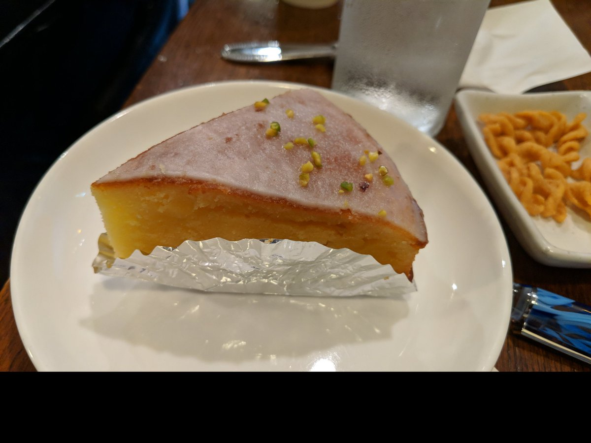 らくだ茶会いってきましたー！
日本茶、中国茶、紅茶と各4種、12種類の飲み比べは非常に勉強になりました。
ルピシアさんはじめ、わりと手に取りやすい価格帯のお茶もやっぱ美味しいですねw
#らくだ茶会