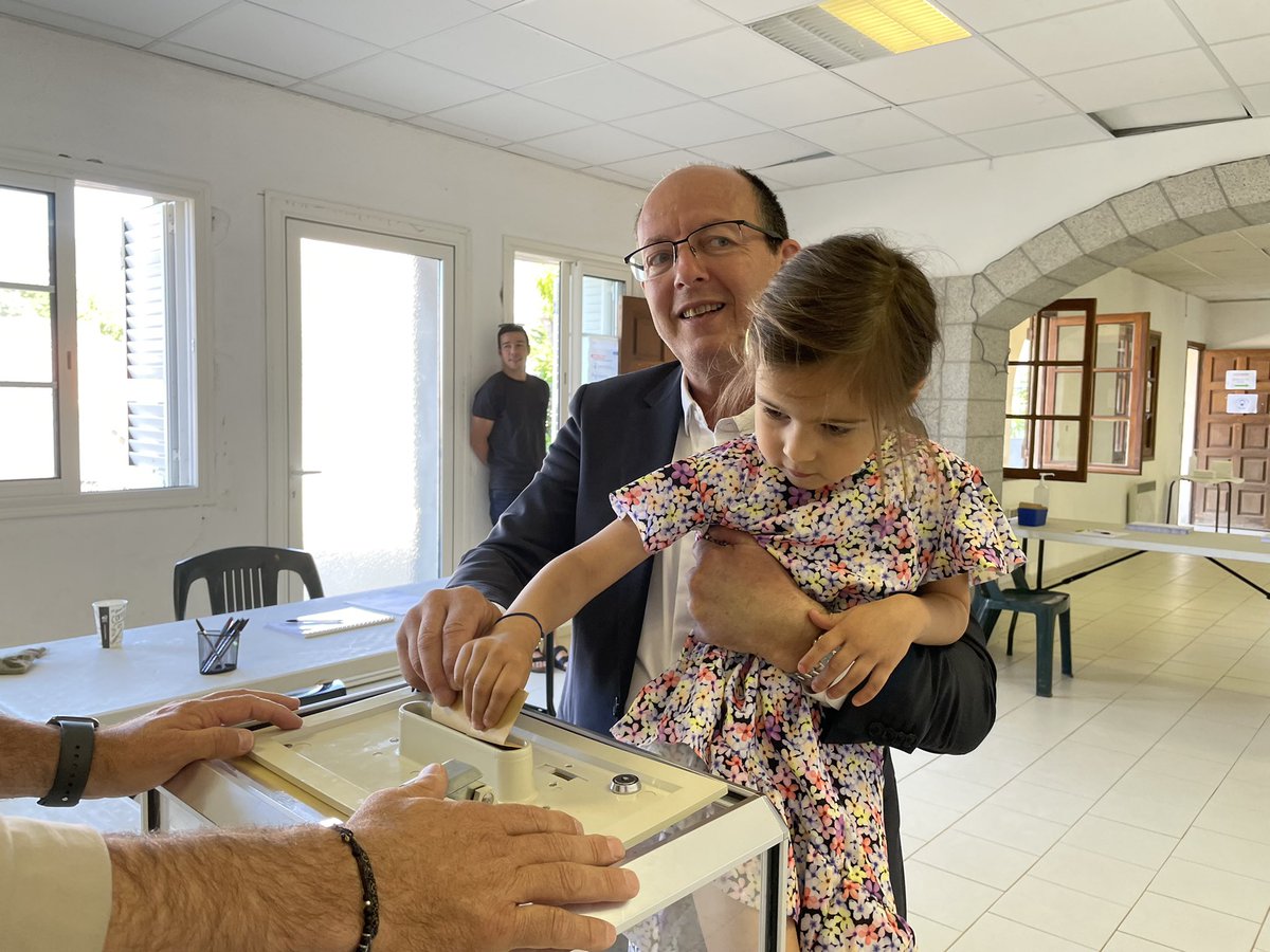 BSulimea's tweet photo. Vutate Core un fronte. Saremi à l’altezza di a voscia spiranza. 
#CoreInFronte #AioTutti https://t.co/ru1G2ZlhIv