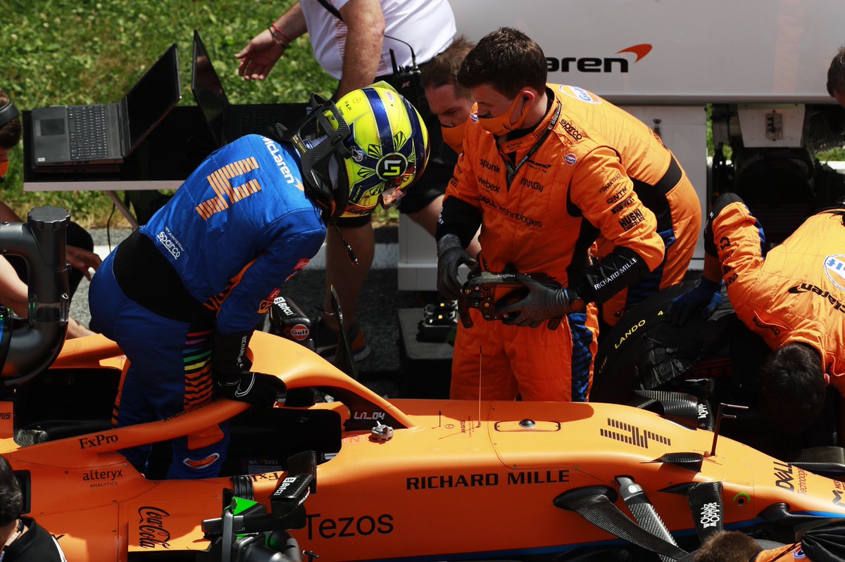 Take your seats everyone. Let’s do this! 🔥

#StyrianGP 🇦🇹