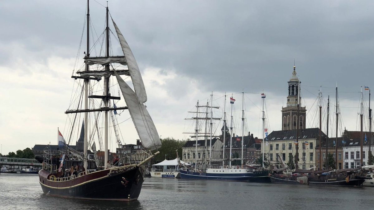 Een echte zeilbelevenis ⛵ ervaren? Stap aan boord van Jannes van Campen!
📅 22 aug of 19 sept
⏱ 6 uur durende zeiltocht
💶 Volwassenen € 50,- en kinderen tot 12 jaar € 25,-
☕ + ranja inbegrepen
Voor meer informatie en online reserveren:
👉 rondvaartkampen.nl/individuele-ze…