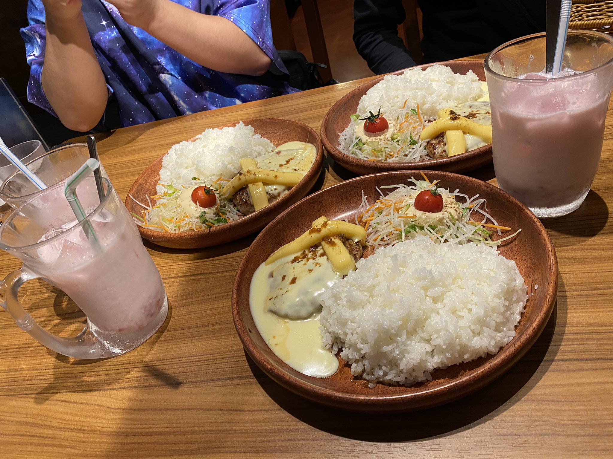 フォンデュ風チーズバーグディッシュチーズトッピング Twitter Search Twitter
