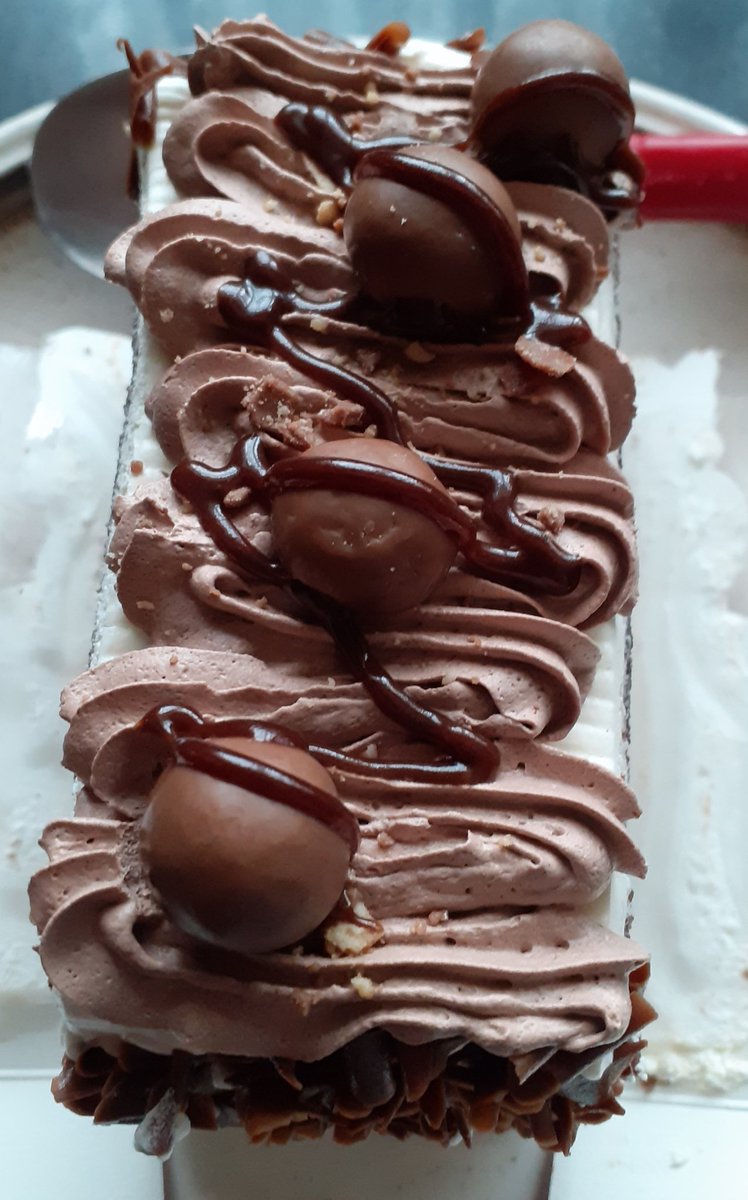cuteevidhi's tweet photo. @eggfreecakeuk https://t.co/NhiwWECJ0a