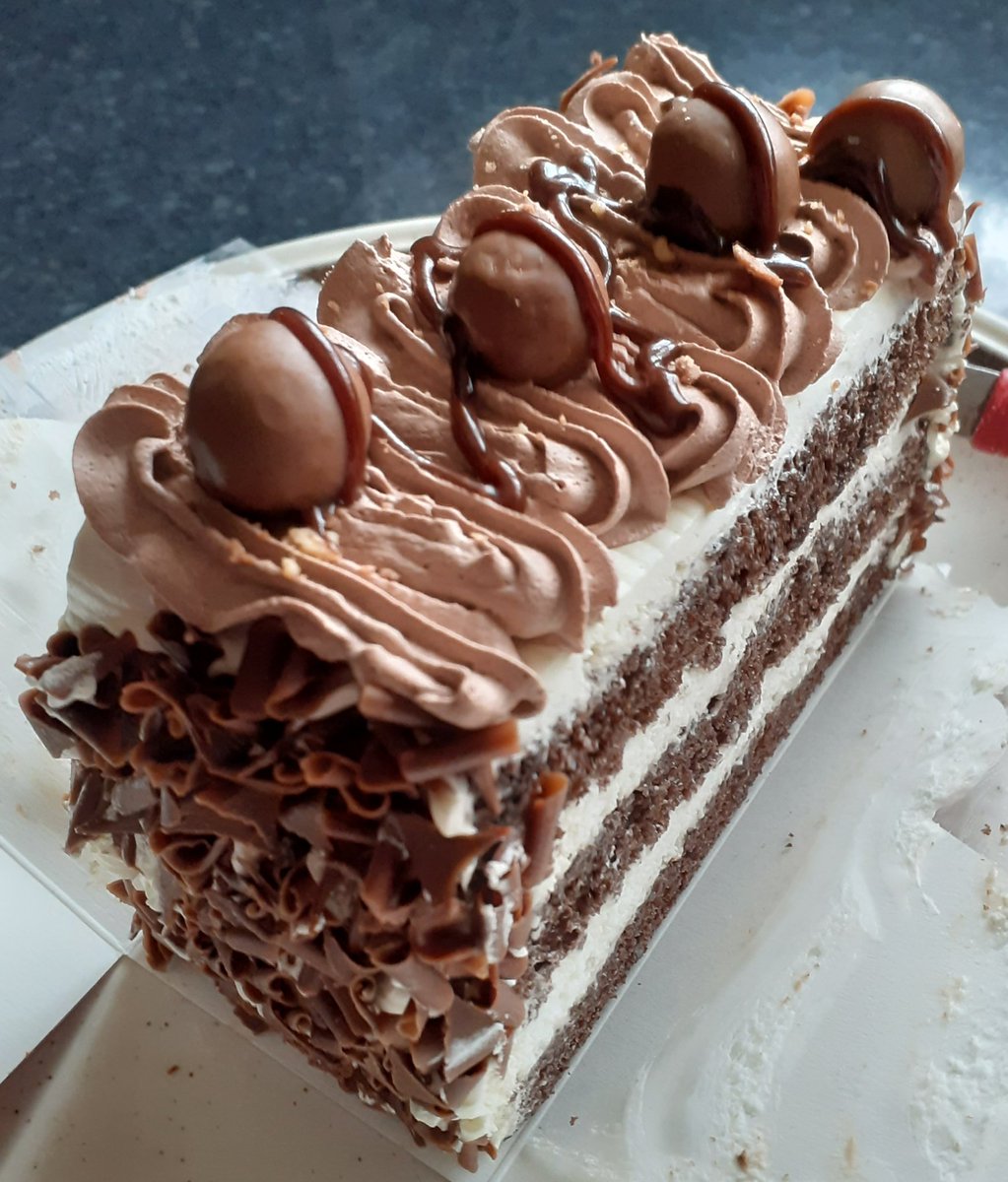 cuteevidhi's tweet photo. @eggfreecakeuk https://t.co/ZboDuejfYR