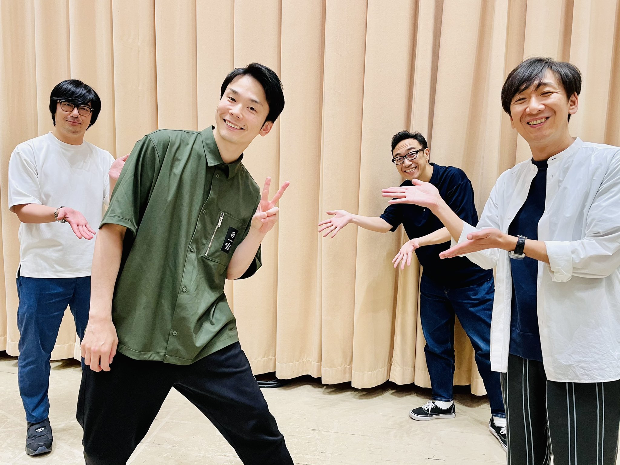 東京03飯塚 Nhkラジオ第1 東京03の好きにさせるかッ ゲストかまいたち濱家くん いろいろお話聞けて楽しかったし ラジオコントはラバーガール作でやりながら堪えきれず笑ってしまうほど面白かった 放送予定日は9月9日とだいぶ先ですがよろしくお願い