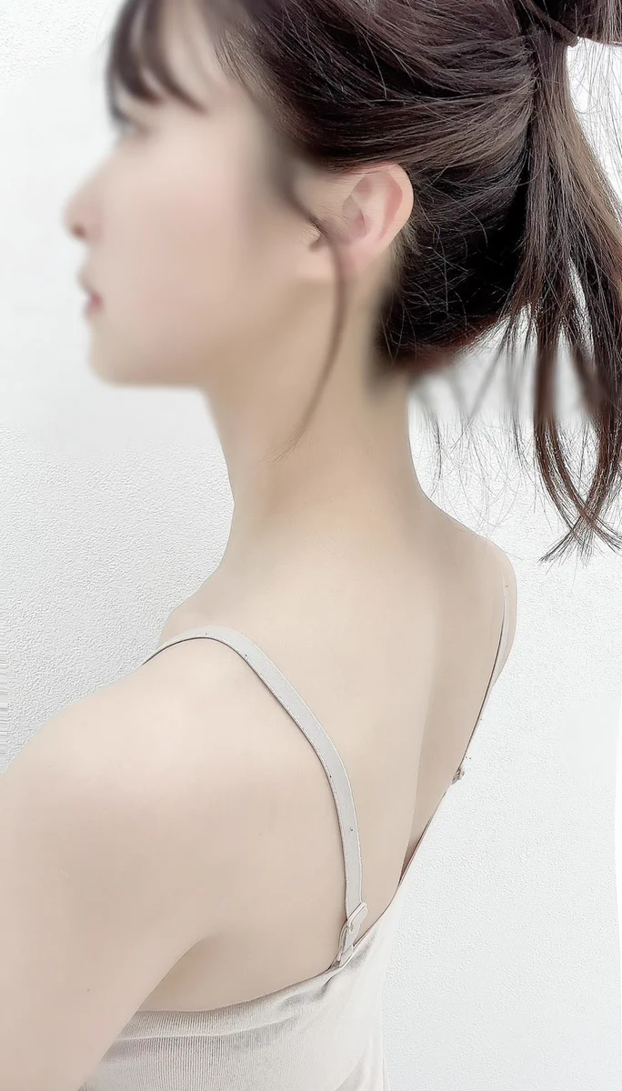 背中にメリハリを！！マンションでも出来る背筋の筋トレ方法！