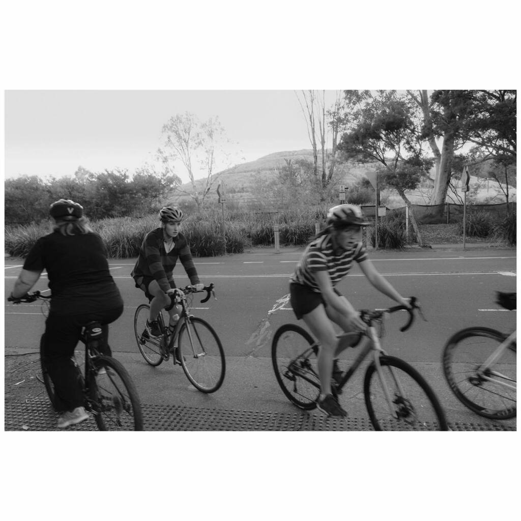 Cyclist on Sunday

#griii
.
.

#streetphotography#sydneystreet
#aussiestreetphotography
#storytelling#timeless_streets
#life_is_street#framed_legit
#thestreetphotographyhub
#spjstreets
#lensculturestreets
#blackwhitestreetphotography
#aussiestreet
#black… instagr.am/p/CQnsTusAeR4/